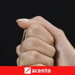 santos-del-9-de-abril-figuras-emblem-tic